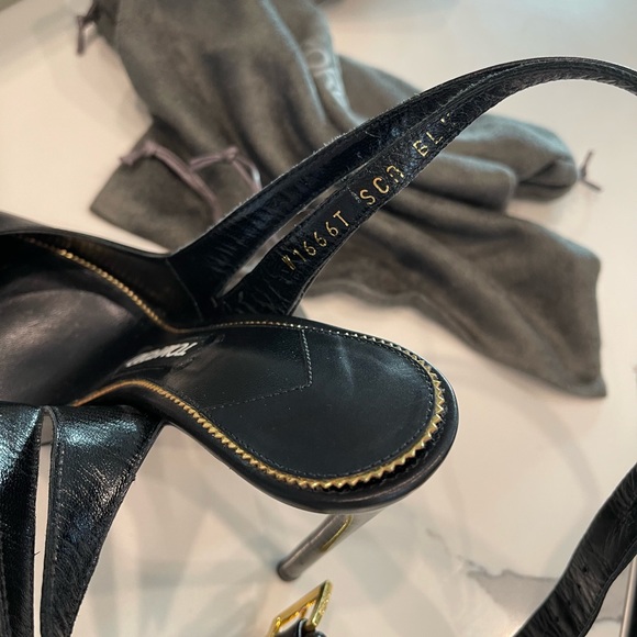 Tom Ford Black Leather pumps with padlock size 36 - Picture 9 of 10